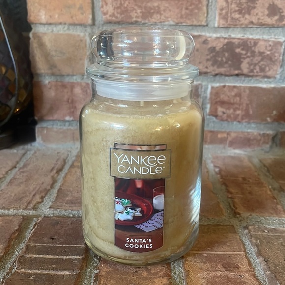 NEW Yankee Candle Santa's Cookies Large Jar Candle - Picture 1 of 4